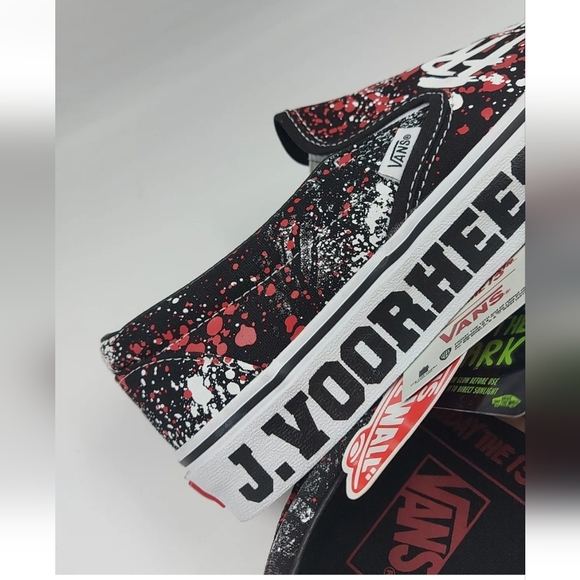 Vans HOUSE OF TERROR Classic Slip On Horror Friday 13th Glow in Dark NEW UK 9 - Picture 7 of 16